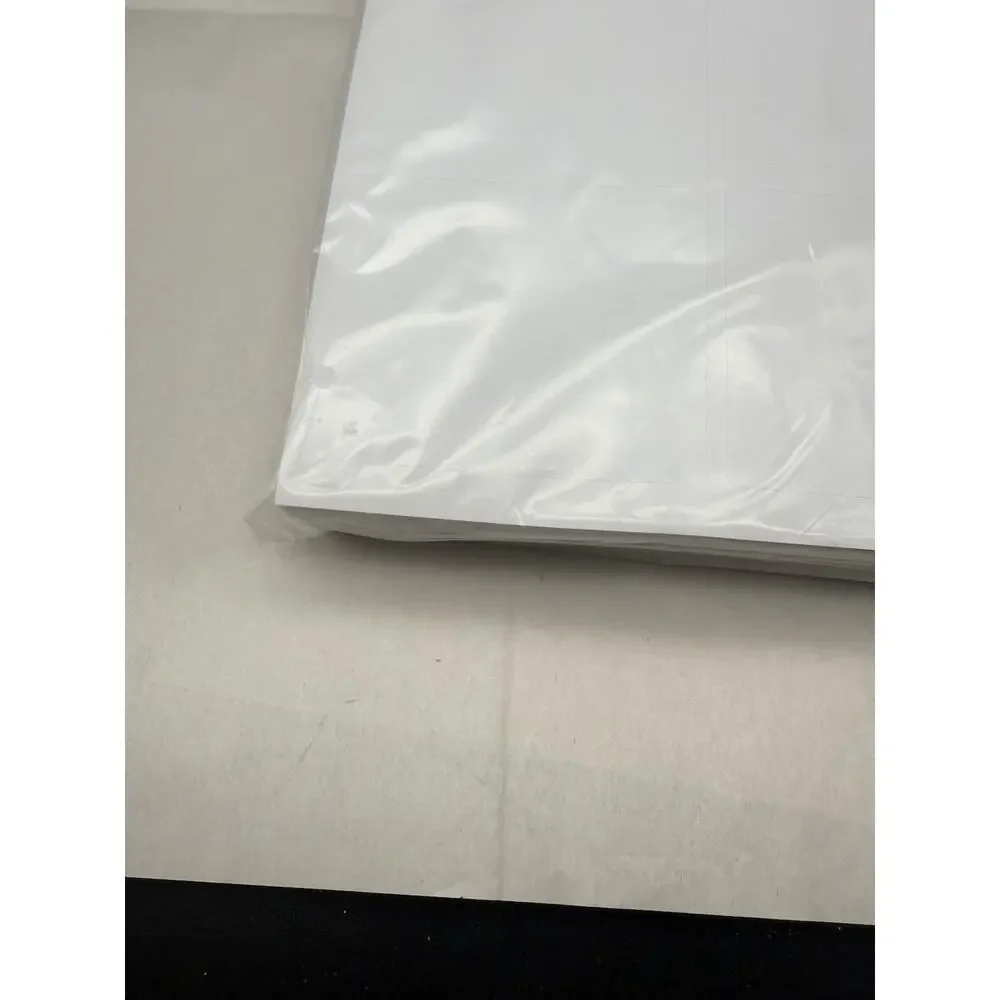 Unbranded please not white
